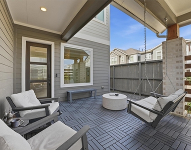 2502 Eason Lane - Photo Thumbnail 17
