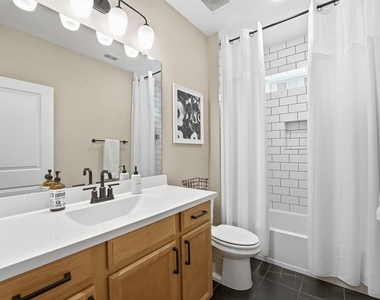 2502 Eason Lane - Photo Thumbnail 12