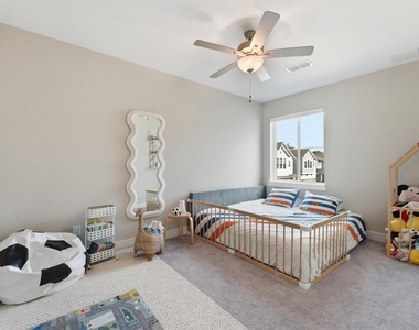 2502 Eason Lane - Photo Thumbnail 10