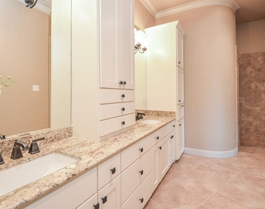12316 Oak Bend Circle - Photo Thumbnail 20