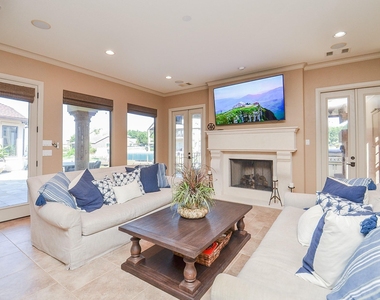 12316 Oak Bend Circle - Photo Thumbnail 7