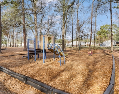 16461 Hill Country Drive - Photo Thumbnail 26