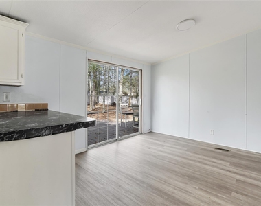 16461 Hill Country Drive - Photo Thumbnail 6