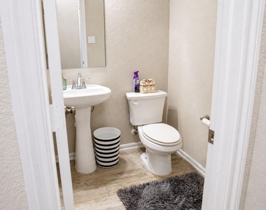 4306 Foggy Creek Lane - Photo Thumbnail 13