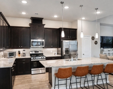 4306 Foggy Creek Lane - Photo Thumbnail 3