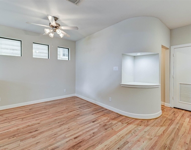 650 Westcross Street - Photo Thumbnail 23