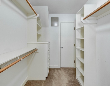 650 Westcross Street - Photo Thumbnail 42