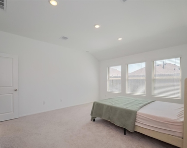 5343 Sleepy Fox Lane - Photo Thumbnail 36