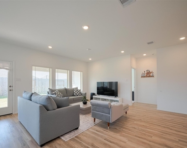 5343 Sleepy Fox Lane - Photo Thumbnail 14