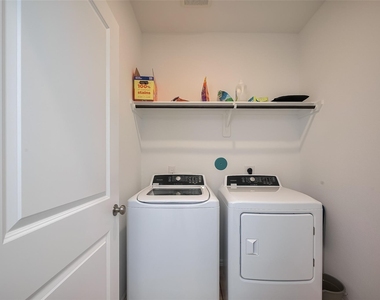 5343 Sleepy Fox Lane - Photo Thumbnail 17