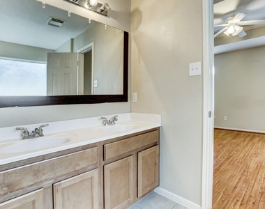 24631 Sw Cornell Park - Photo Thumbnail 15