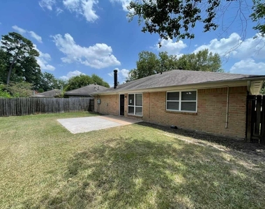 9422 Chartermoss Circle - Photo Thumbnail 9