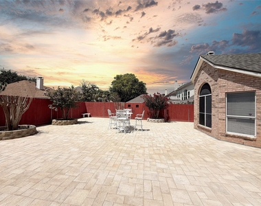 3822 Shady Harbor Drive - Photo Thumbnail 27
