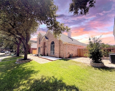 3822 Shady Harbor Drive - Photo Thumbnail 1