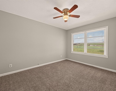 2422 Florence Street - Photo Thumbnail 12