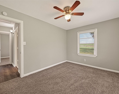 2422 Florence Street - Photo Thumbnail 19