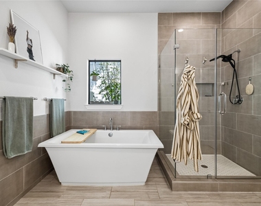 415 James Street - Photo Thumbnail 19