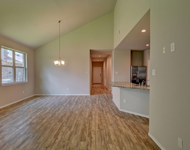 7022 N Sound Lane - Photo Thumbnail 31