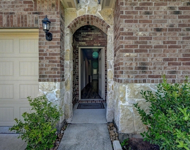 7022 N Sound Lane - Photo Thumbnail 5