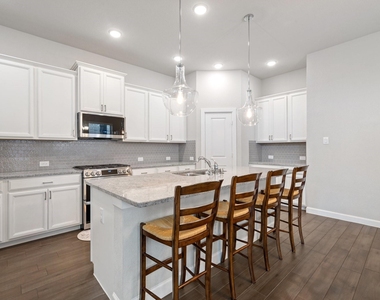 27022 Brighton Valley Way - Photo Thumbnail 3