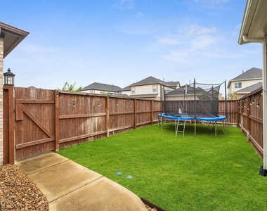 27022 Brighton Valley Way - Photo Thumbnail 15