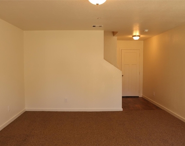 10535 Mills Road - Photo Thumbnail 4