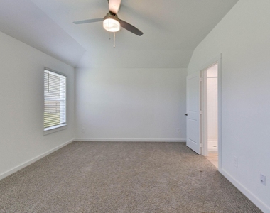 7802 Bel Fiore Drive - Photo Thumbnail 14