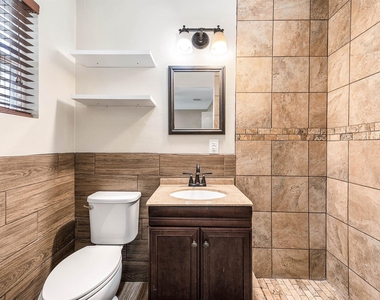 1603 Patrick Street - Photo Thumbnail 4
