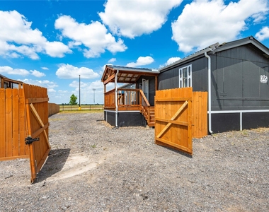 1133 Road 5823 - Photo Thumbnail 1