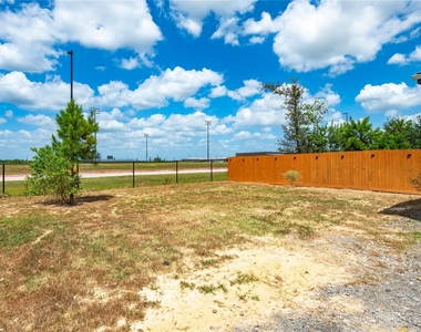 1133 Road 5823 - Photo Thumbnail 4