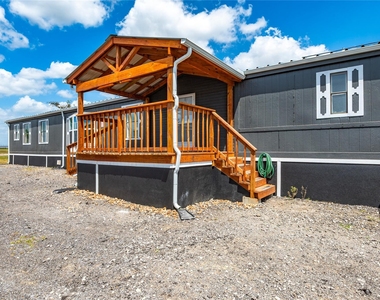 1133 Road 5823 - Photo Thumbnail 2