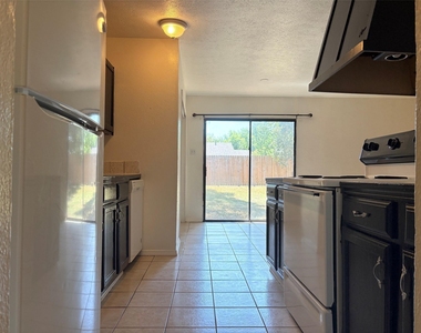 24411 Beef Canyon Drive - Photo Thumbnail 4
