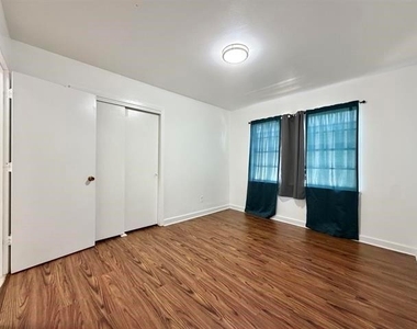 4690 Fieldwood Lane - Photo Thumbnail 16