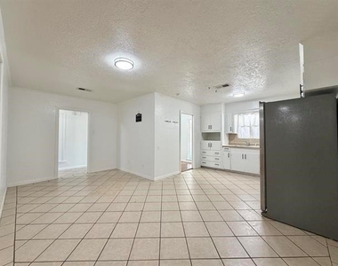 4690 Fieldwood Lane - Photo Thumbnail 1