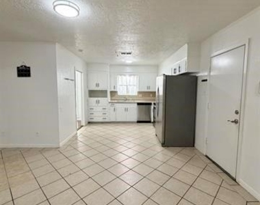 4690 Fieldwood Lane - Photo Thumbnail 2