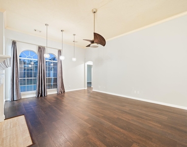 7624 Lone Meadow Court - Photo Thumbnail 21