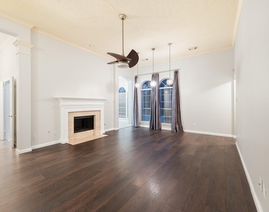 7624 Lone Meadow Court - Photo Thumbnail 20