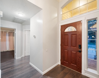7624 Lone Meadow Court - Photo Thumbnail 3