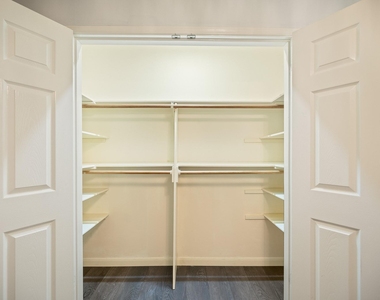 7624 Lone Meadow Court - Photo Thumbnail 30