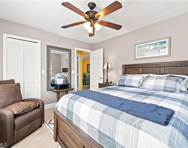 13090 Cross Creek Court - Photo Thumbnail 10