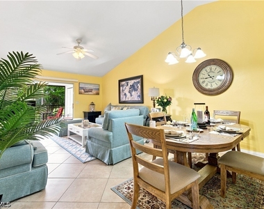 13090 Cross Creek Court - Photo Thumbnail 4