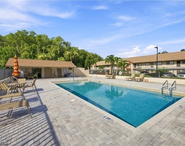 13090 Cross Creek Court - Photo Thumbnail 19