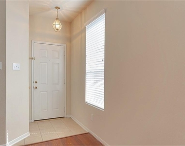 14427 Keystone Green Drive - Photo Thumbnail 23