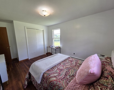 276 Shaker Hill - Photo Thumbnail 17
