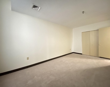 30 Hanover - Photo Thumbnail 27