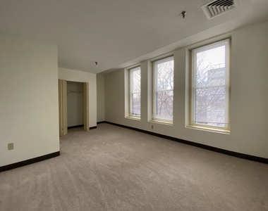 30 Hanover - Photo Thumbnail 23