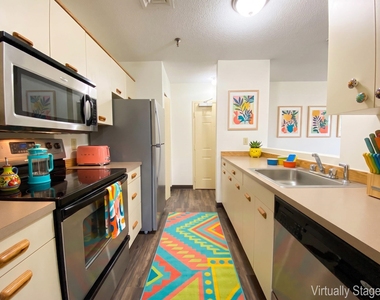 30 Hanover - Photo Thumbnail 9