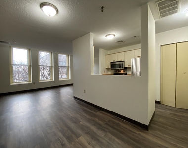 30 Hanover - Photo Thumbnail 11