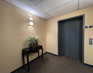 30 Hanover - Photo Thumbnail 34