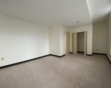 30 Hanover - Photo Thumbnail 25